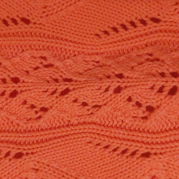 Gap sweater coral color long sleeve size Medium - Picture 3 of 6